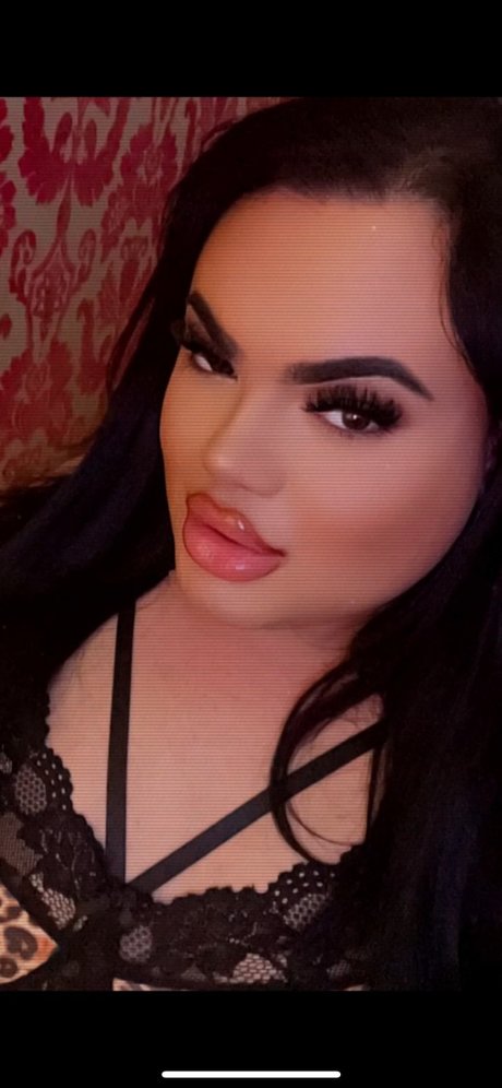 Barbie Monroe_ perfect star photo