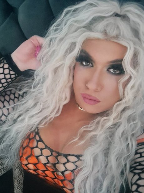 Karlee CD porn star photos