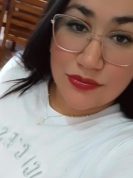 CHARITO_ model nice picture