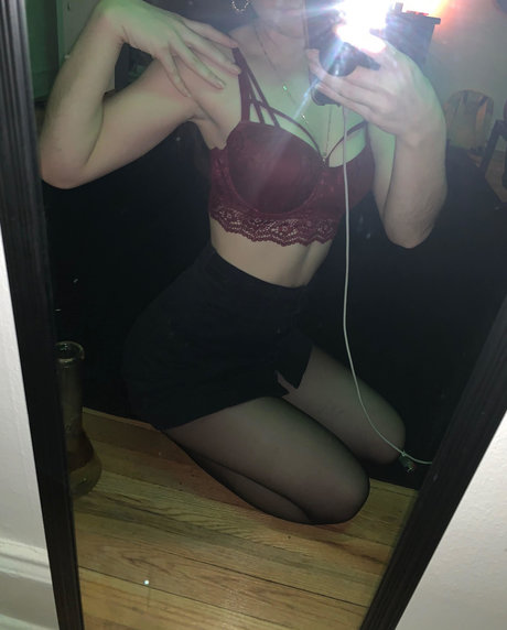 Mistress Zara star erotic img