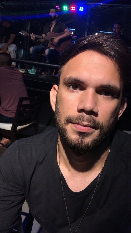 Jandeson Moreira sex star pictures