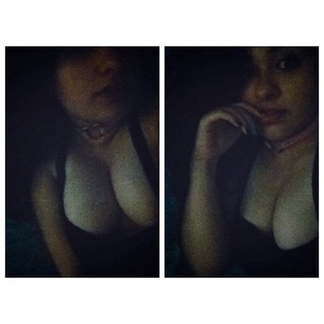 Moon Brat pornstar photo