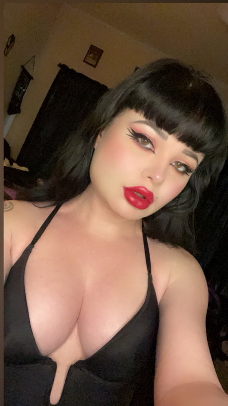 Monster Doll top model pictures