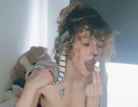 Marshmallow Mischiefs exclusive model archive