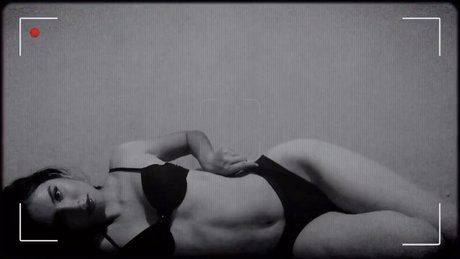 Monii Rdz_ pornstar nice pics