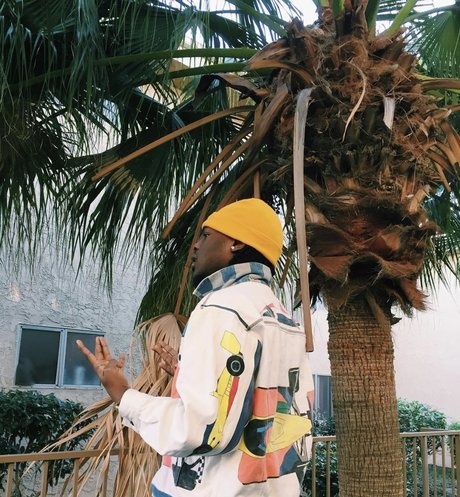 2RICH_ hot actress picture