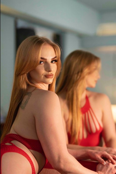 Molly Pdx xxx star images