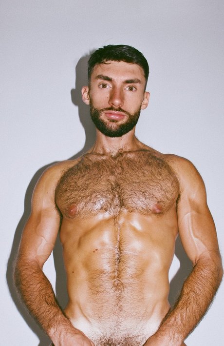 jolian model pretty img