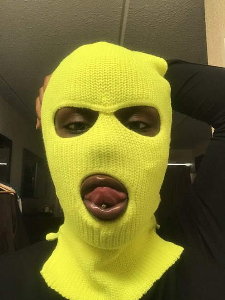 Mouth Of The South pretty pornstar photo