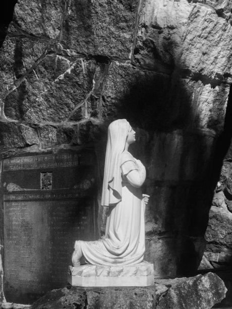 Ms Behaving Badly pornstar nude image