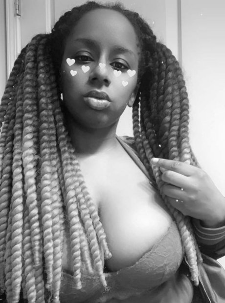 Harmonii Quinn adult actress galleries