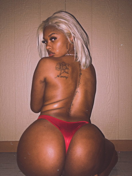 Harley Venom_ model adult picture