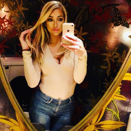 ObsessedwithMila pornstar sex archive