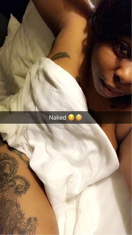 AriAna star adult photos