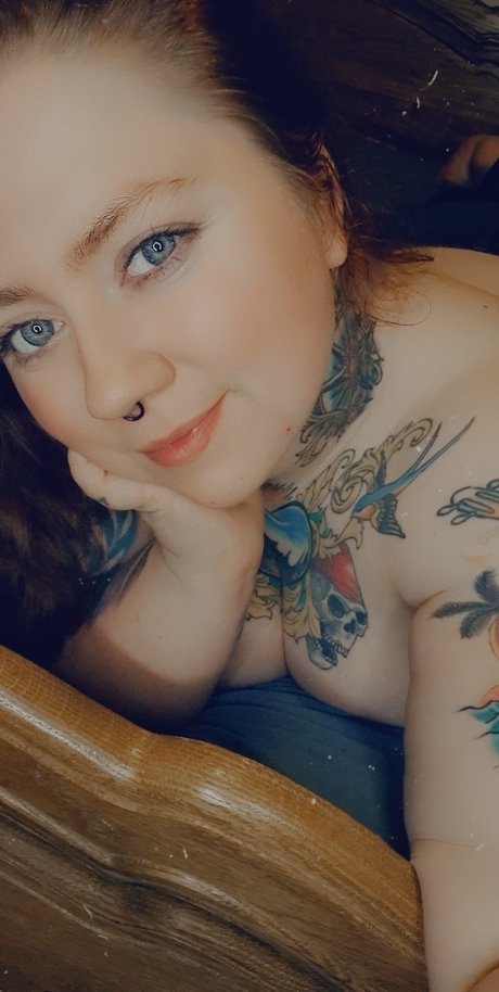 MrsInkAddict star xxx image