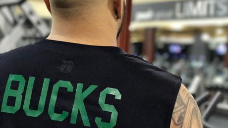 Manny Bucks top model image