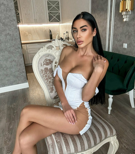 muscle trans onlyfans beautiful pictures