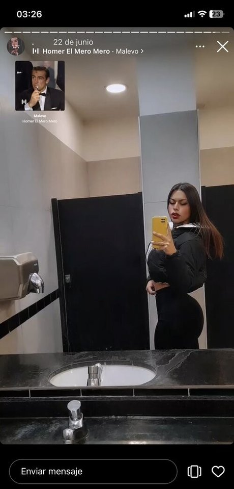 RomiGordillo7 pornstar naked img