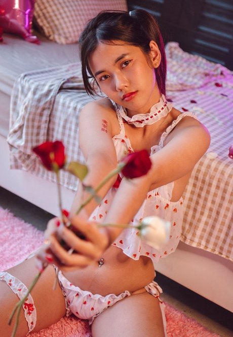 Sandydao pornstar erotic pictures