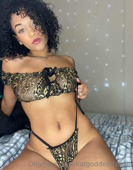 katgoddesstease Quick model image