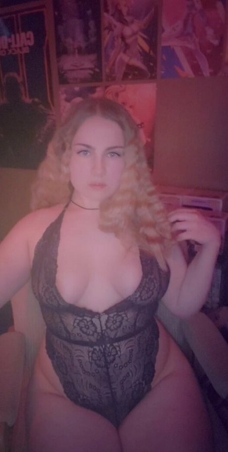 itsambeh model beautiful pictures