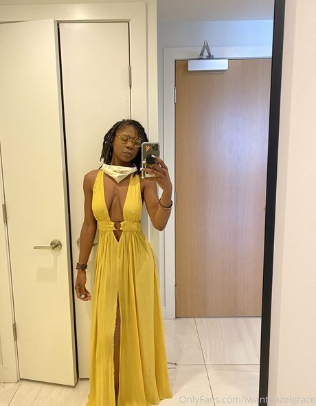 iwanthazelgrace erotic star photos