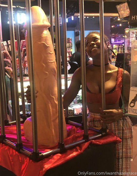 perfect shemale onlyfans free naked galleries