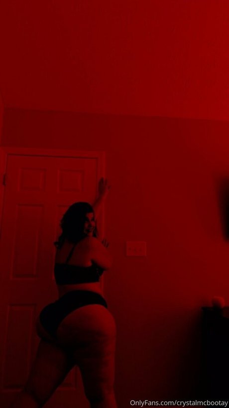 CrystalMcbootay Quick model image