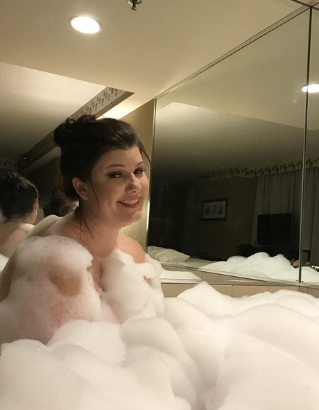 CrystalMcbootay xxx actress picture