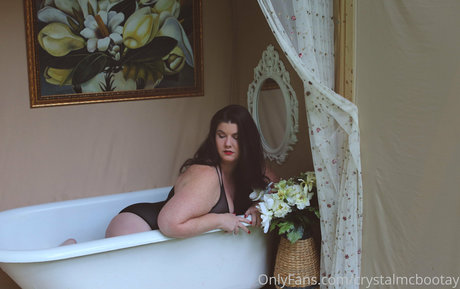 CrystalMcbootay star nude picture