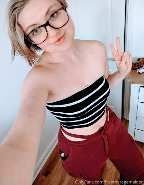 ragemaidenfree model porn pics