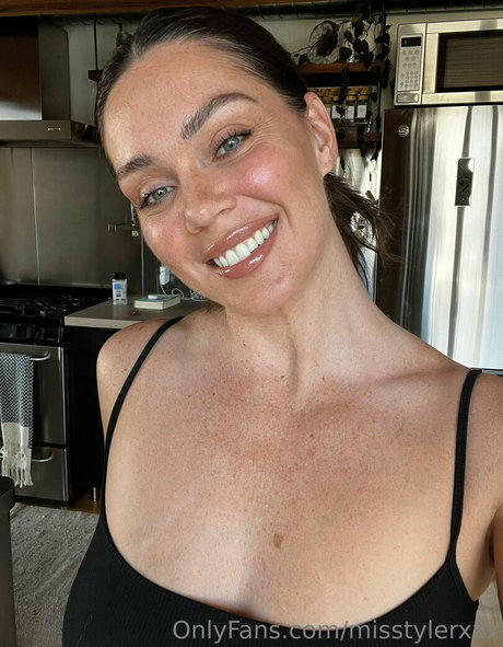 misstylerxxx exclusive pornstar picture