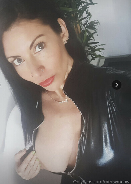 Janina Tregambe star porn pics