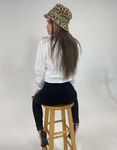 military girls onlyfans free nude photos