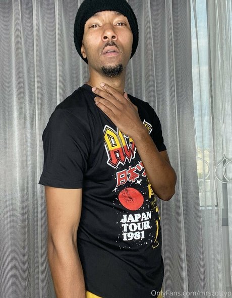 mrscottyp model hot pics