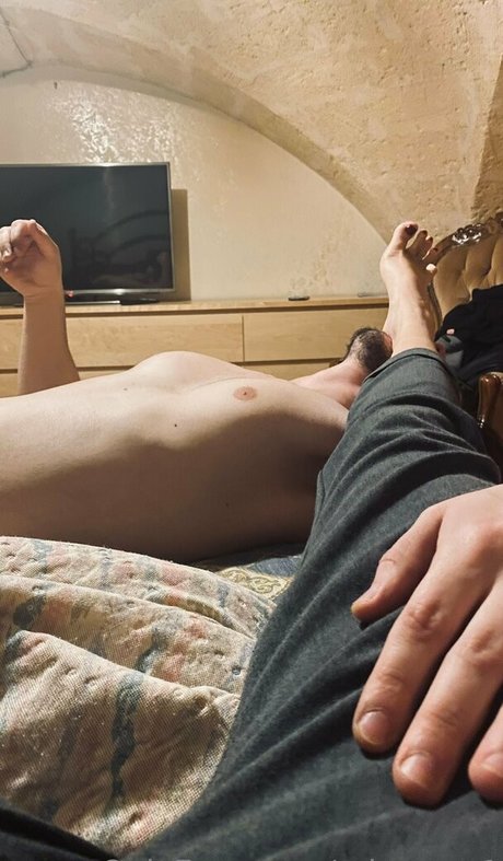 missroxy1 naked actress gallery