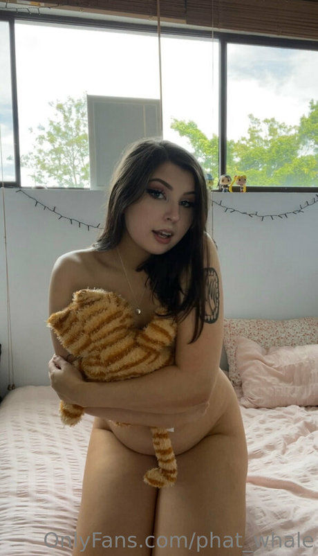 phat whale model sex pictures