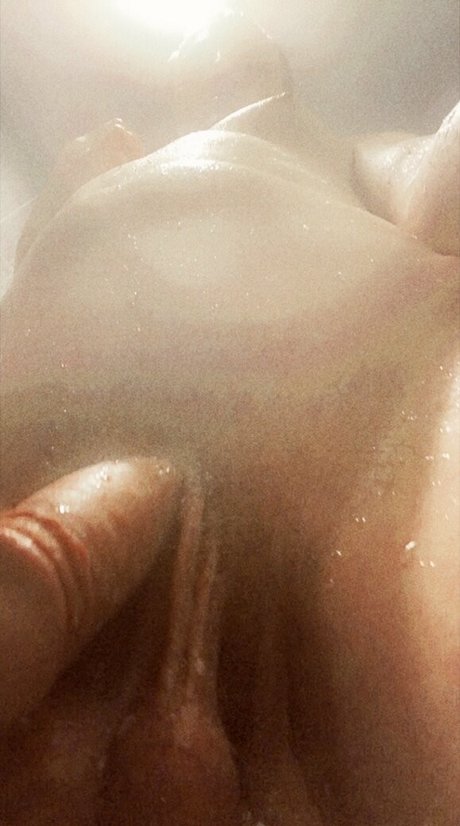 skylarkayerose art pornstar pic