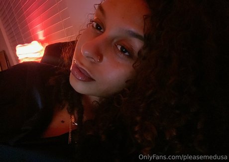 squat riding onlyfans hot naked images