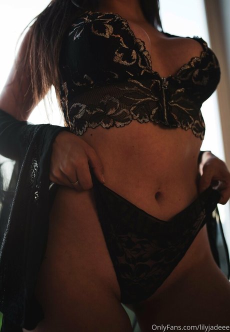 Iammaddiemiller model sexy pic