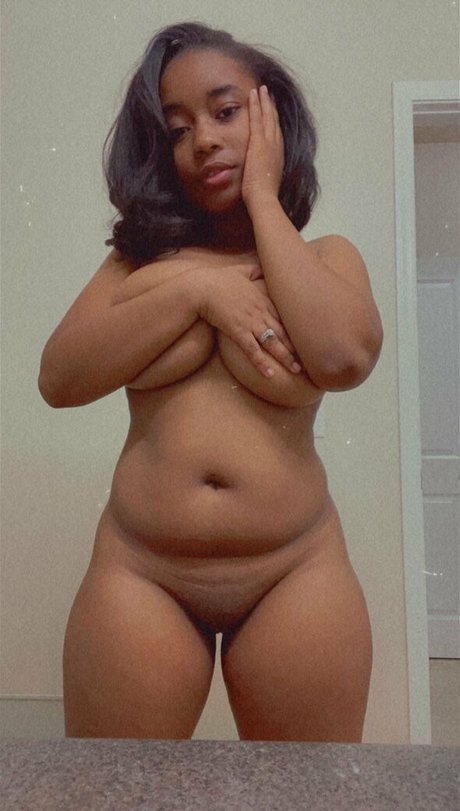 tyra spanks model sexy image