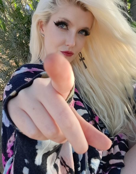 airbornes angels nudes star images