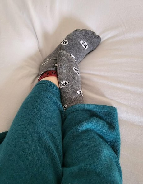 himaricutefeet star nice pics