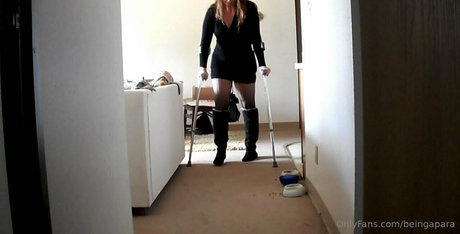 beingapara pretty model pictures