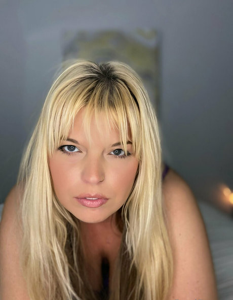 roxirenay best actress photo