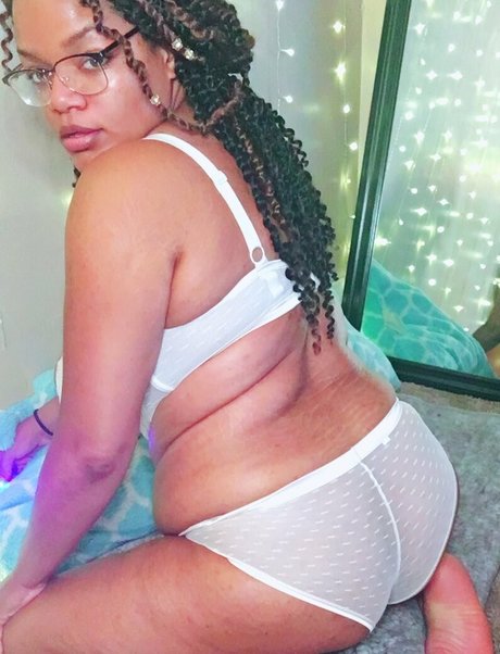 freelearalove pornstar naked img