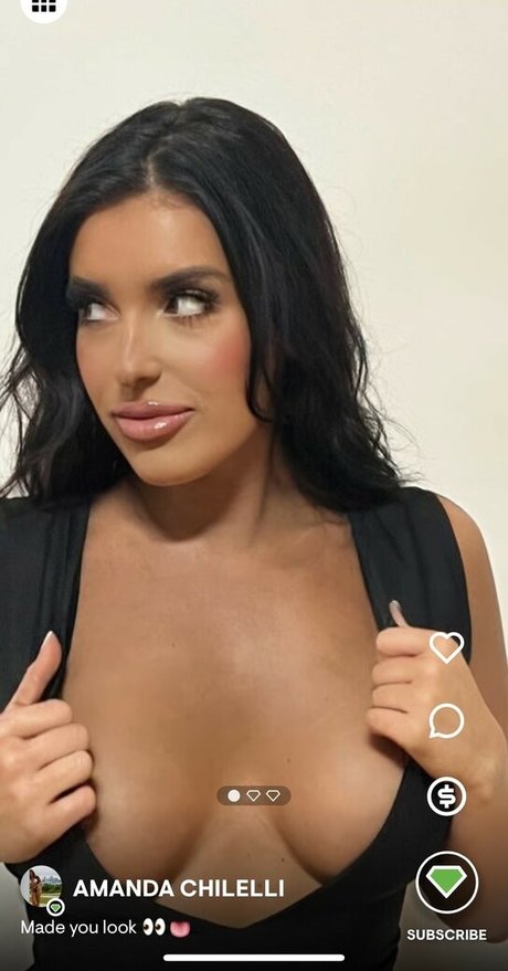 Amanda Chilelli star nude gallery