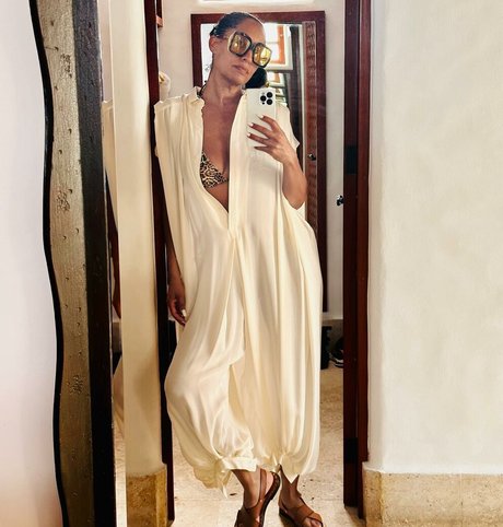 Tracee Ellis Ross pornstar pretty photo