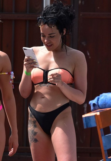 Stephanie Davis model top pics