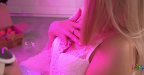 sarahisizzu star sex image